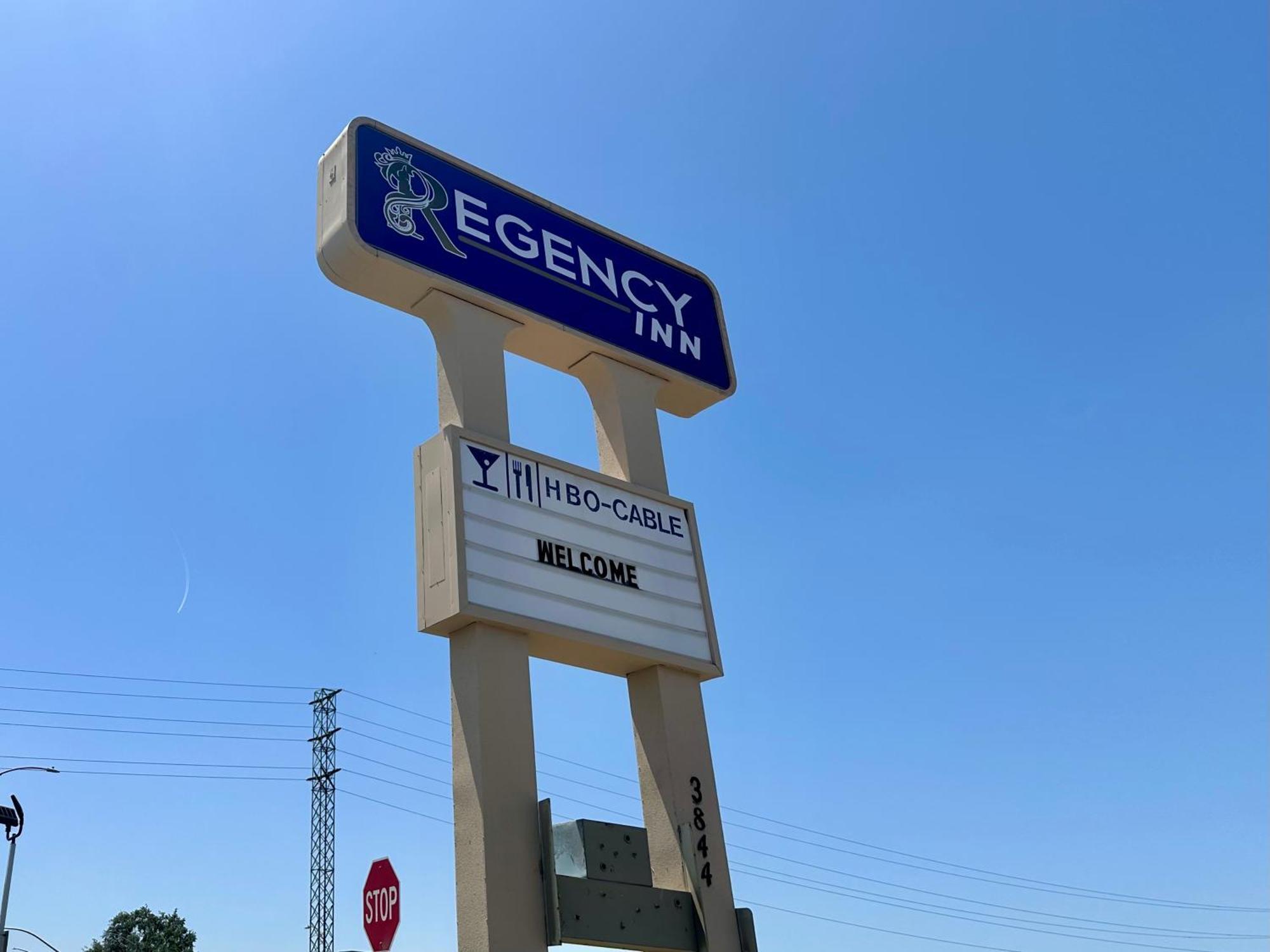 Regency Inn Fresno Eksteriør billede